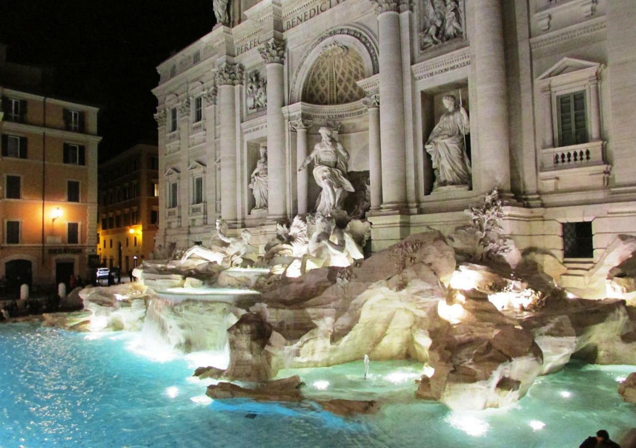 ROMAntic Suite Fontana Di Trevi Exterior foto